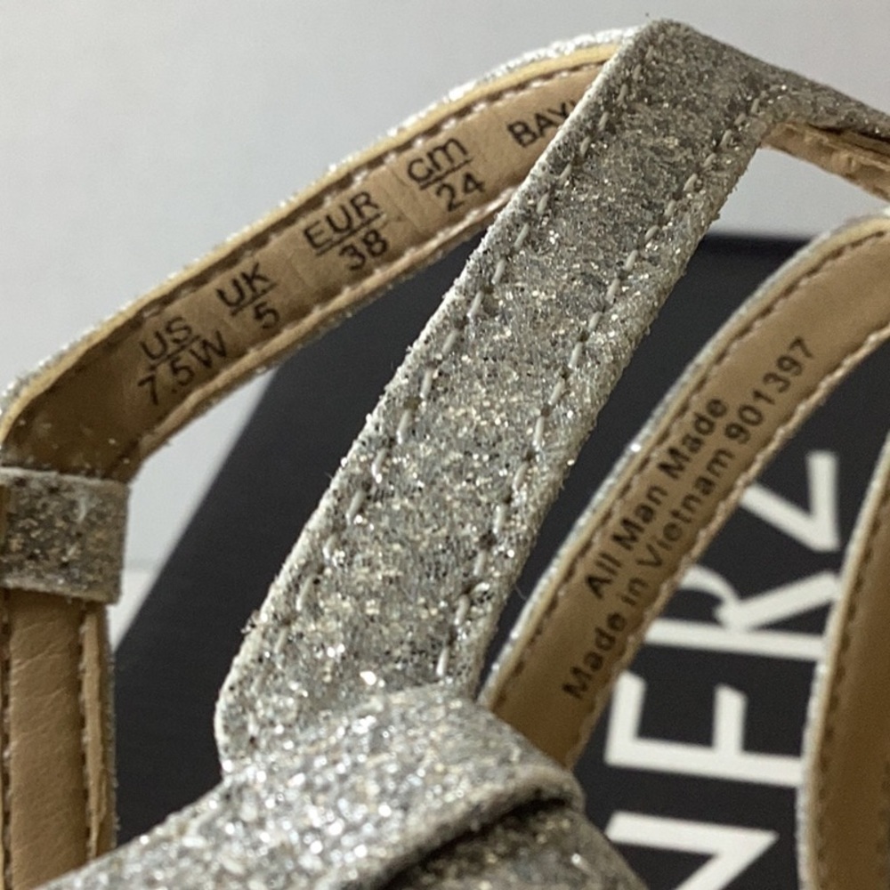 BAYLOR DRESS SANDAL - Picture 11 of 11
